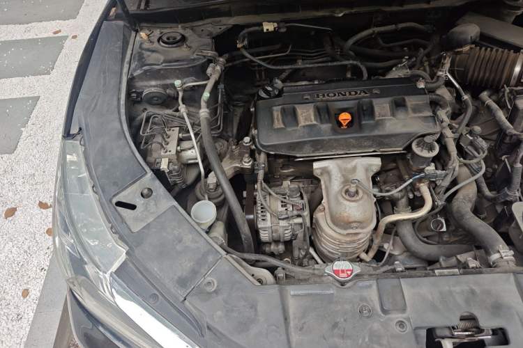 Used Honda Accord 2016 2.0L Comfort Edition Engine Bay Right