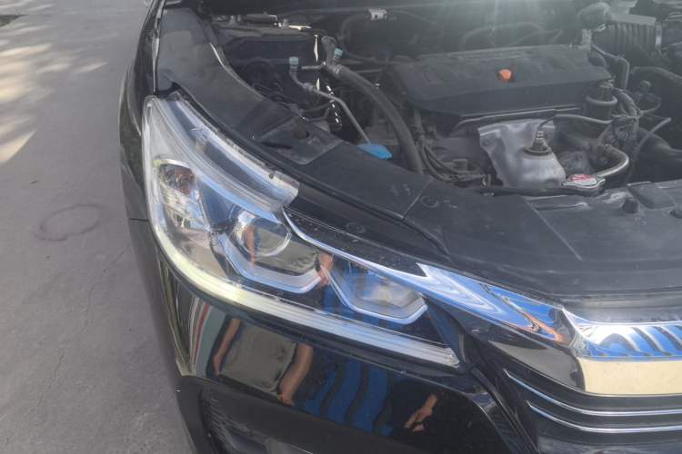 Used Honda Accord 2016 2.0L Elite Edition Engine Bay Right