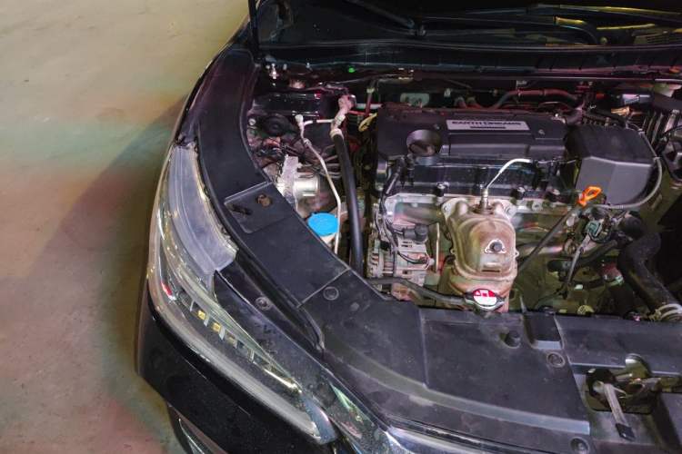 Used Honda Accord 2016 2.4L Luxury Edition Engine Bay Right