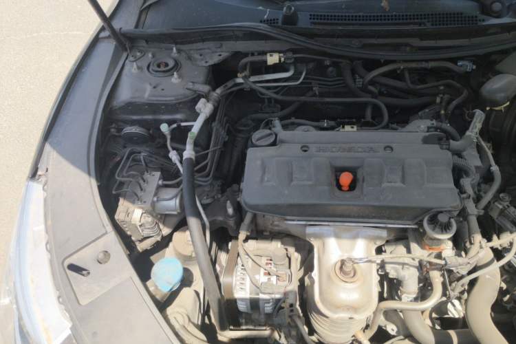 Used Honda Accord 2016 2.0L Comfort Edition Engine Bay Right