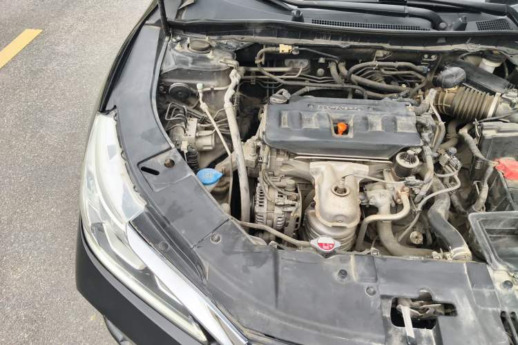 Used Honda Accord 2016 2.0L Comfort Edition Engine Bay Right