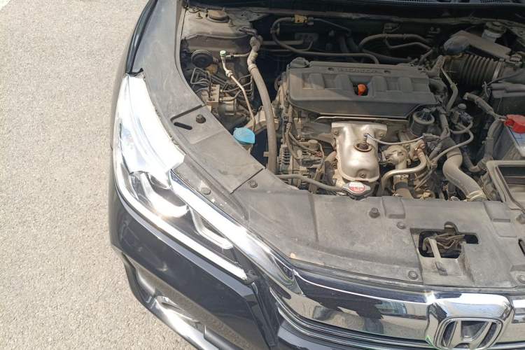 Used Honda Accord 2016 2.0L Comfort Edition Engine Bay Right