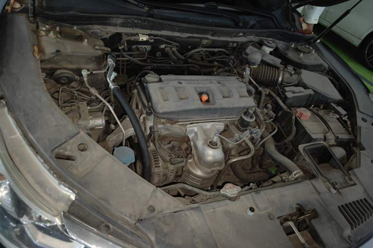 Used Honda Accord 2016 2.0L Comfort Edition Engine Bay Right