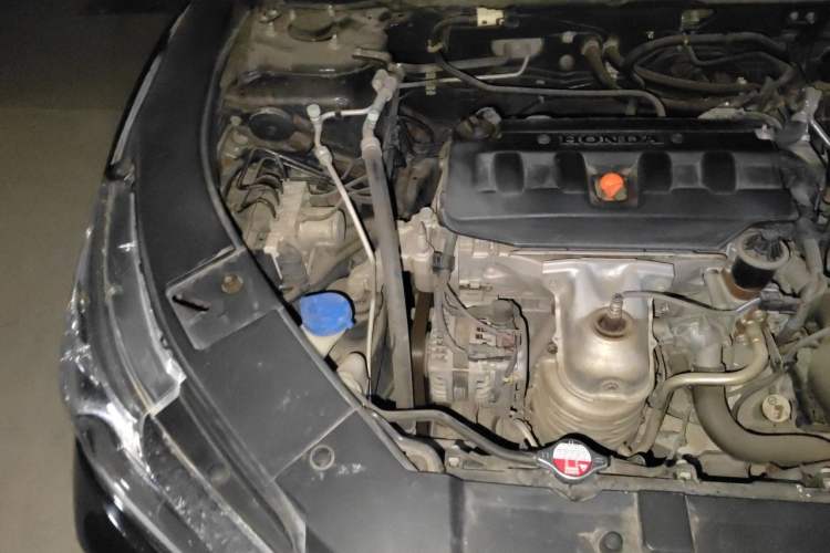 Used Honda Accord 2016 2.0L Comfort Edition Engine Bay Right