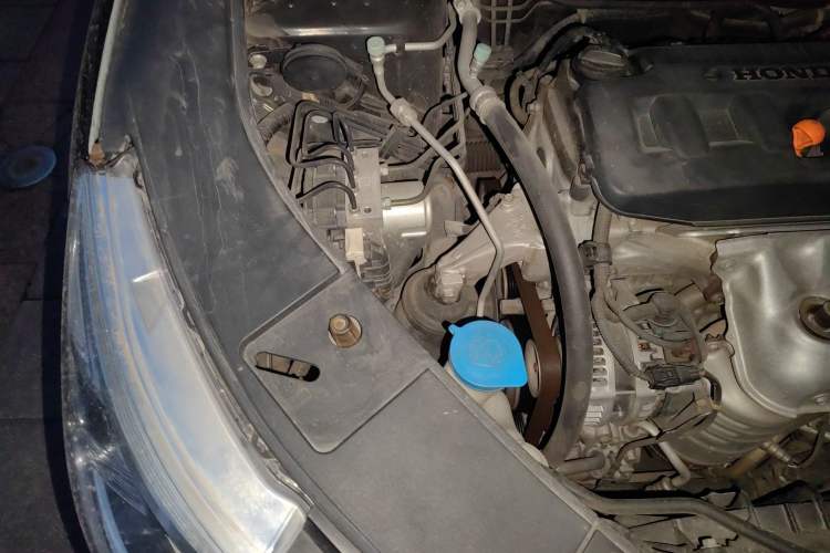Used Honda Accord 2016 2.0L Comfort Edition Engine Bay Right