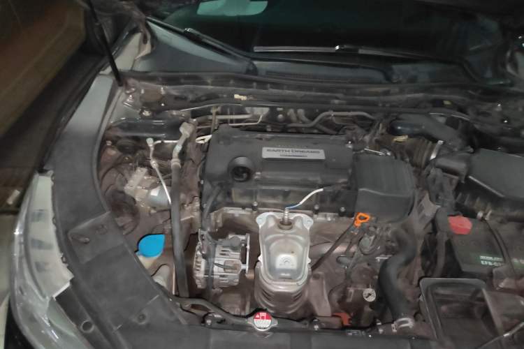 Used Honda Accord 2016 2.4L Zhi Rui Edition Engine Bay Right