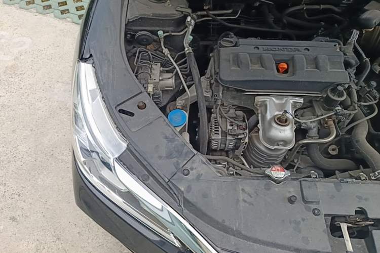 Used Honda Accord 2016 2.0L Elite Edition Engine Bay Right