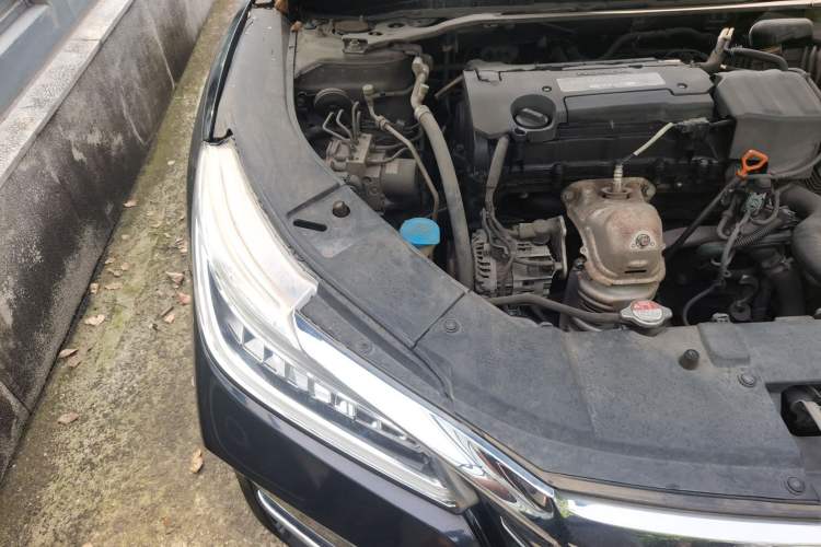 Used Honda Accord 2016 2.4L Zhi Rui Edition Engine Bay Right