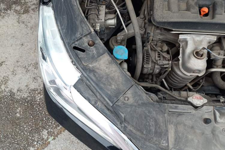 Used Honda Accord 2016 2.0L Comfort Edition Engine Bay Right