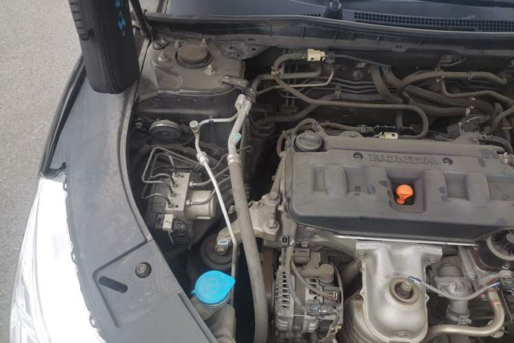 Used Honda Accord 2016 2.0L Comfort Edition Engine Bay Right
