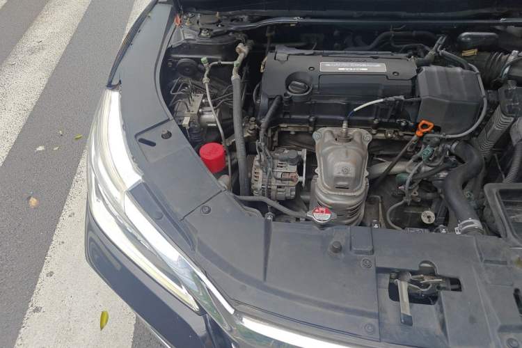 Used Honda Accord 2016 2.4L Comfort Edition Engine Bay Right