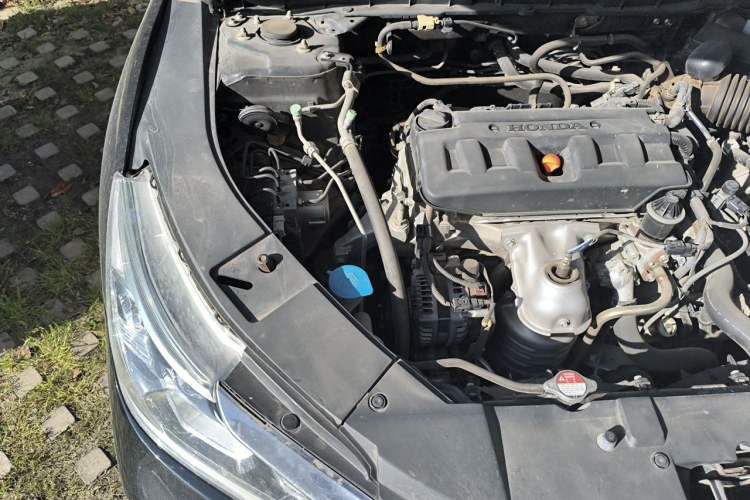 Used Honda Accord 2016 2.0L Comfort Edition Engine Bay Right