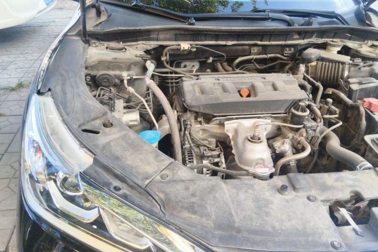 Used Honda Accord 2016 2.0L Elite Edition Engine Bay Right