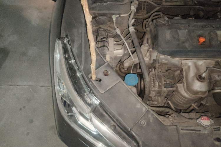 Used Honda Accord 2016 2.0L Comfort Edition Engine Bay Right
