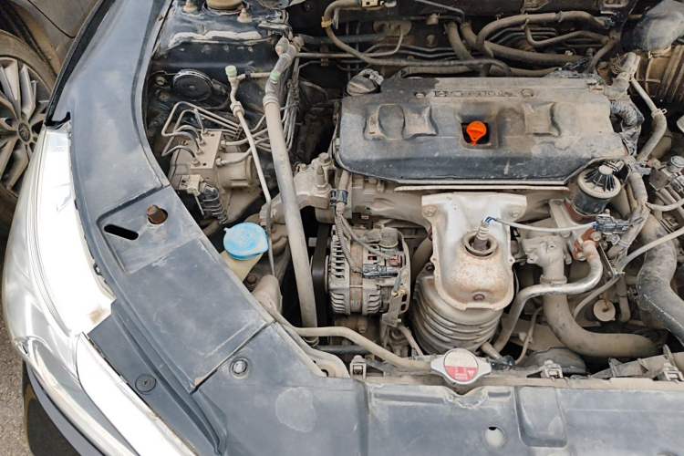 Used Honda Accord 2016 2.0L Comfort Edition Engine Bay Right