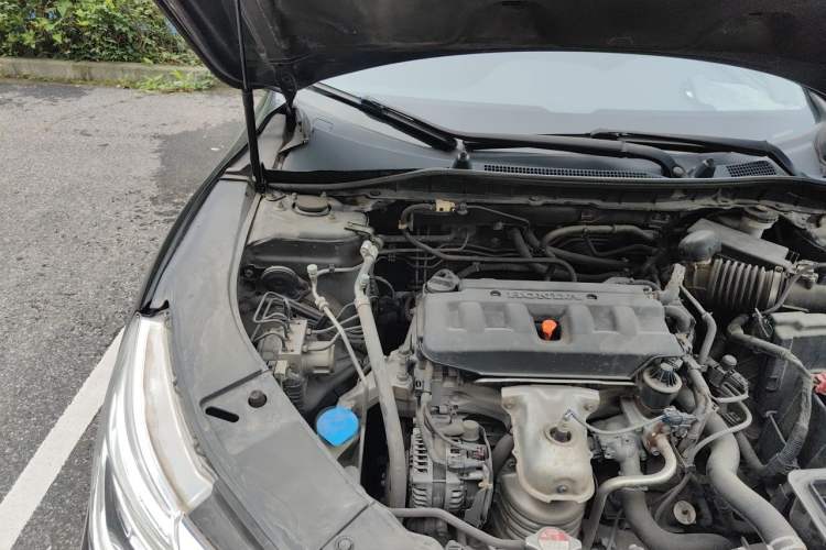 Used Honda Accord 2016 2.0L Comfort Edition Engine Bay Right