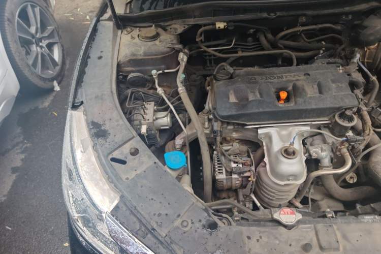 Used Honda Accord 2016 2.0L Comfort Edition Engine Bay Right