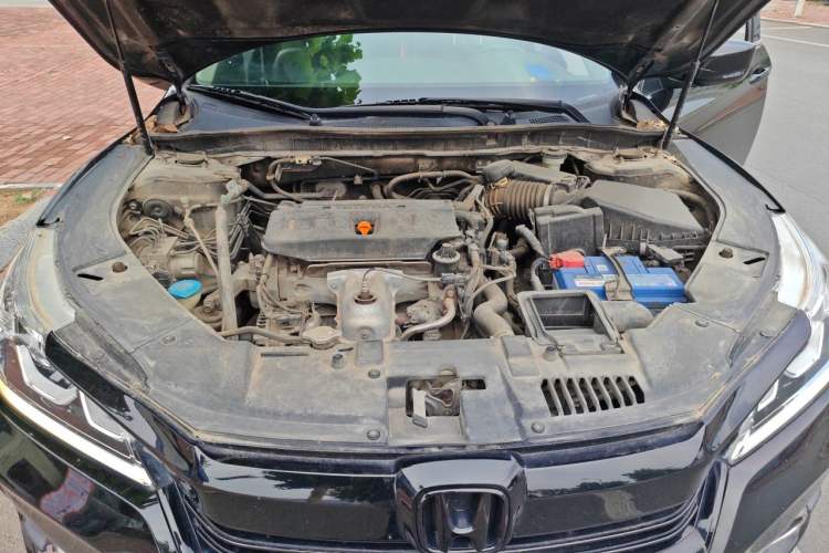 Used Honda Accord 2016 2.0L Comfort Edition Engine Bay