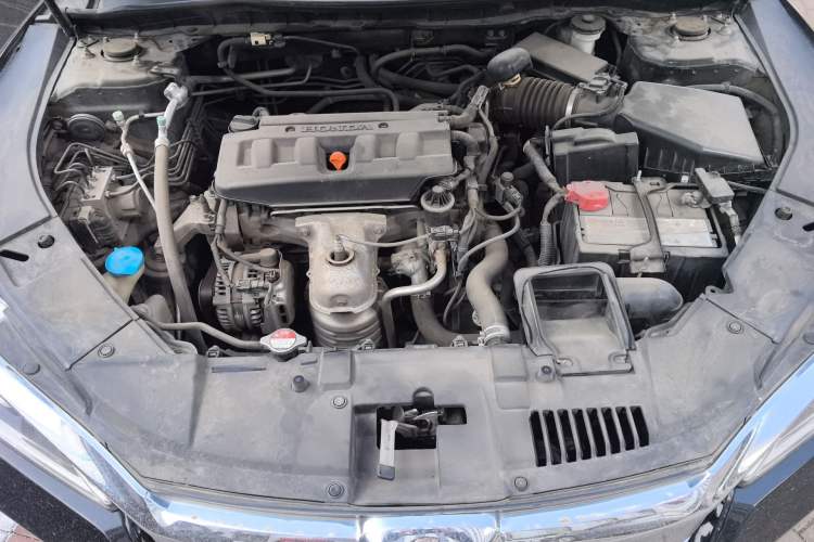 Used Honda Accord 2016 2.0L Comfort Edition Engine Bay