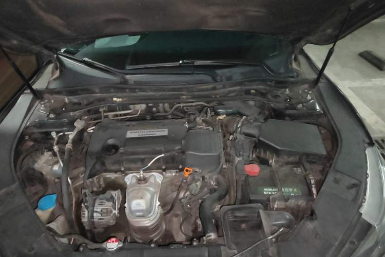 Used Honda Accord 2016 2.4L Zhi Rui Edition Engine Bay