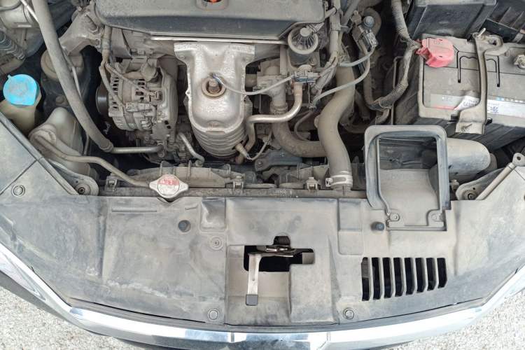 Used Honda Accord 2016 2.0L Comfort Edition Engine Bay