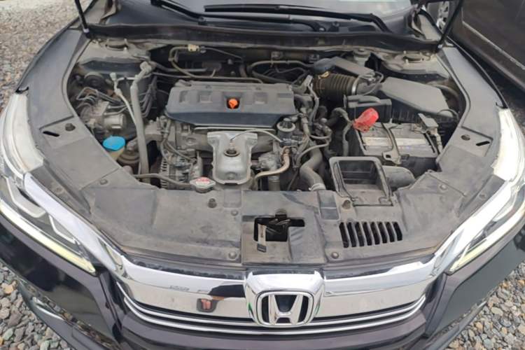 Used Honda Accord 2016 2.0L Luxury Edition Engine Bay