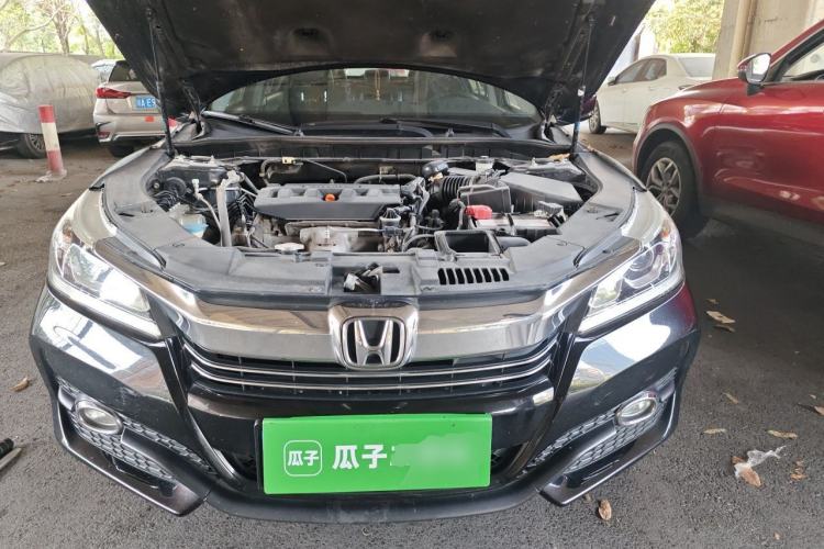 Used Honda Accord 2016 2.0L Comfort Edition Engine Bay