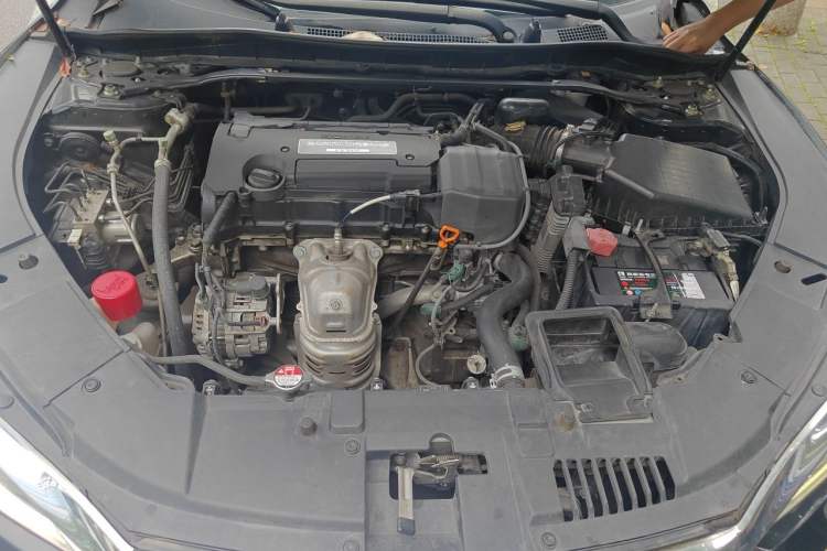 Used Honda Accord 2016 2.4L Comfort Edition Engine Bay