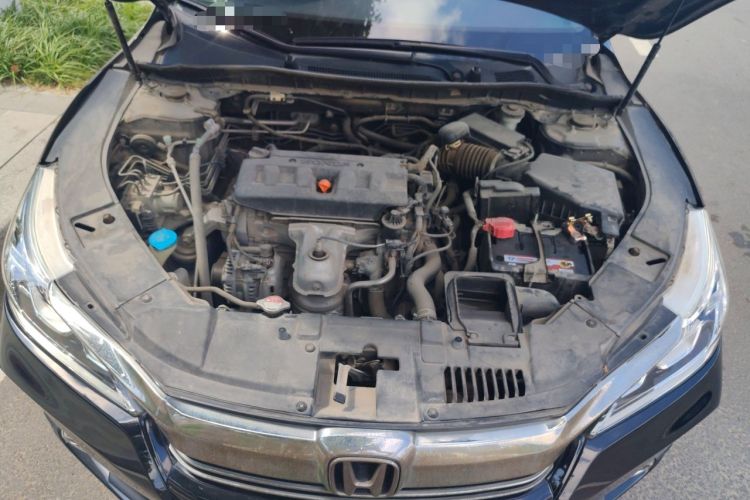 Used Honda Accord 2016 2.0L Comfort Edition Engine Bay