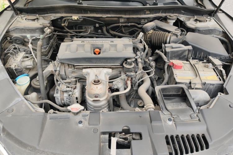 Used Honda Accord 2016 2.0L Comfort Edition Engine Bay