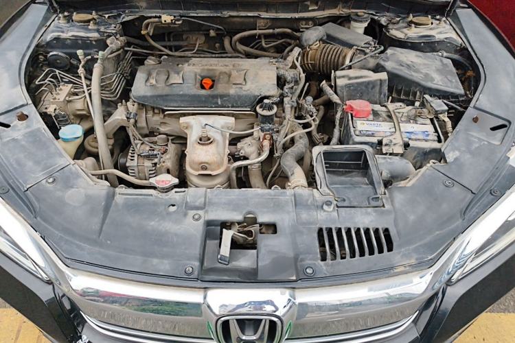 Used Honda Accord 2016 2.0L Comfort Edition Engine Bay