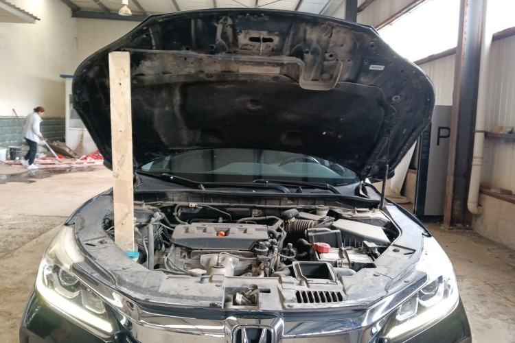 Used Honda Accord 2016 2.0L Elite Edition Engine Bay