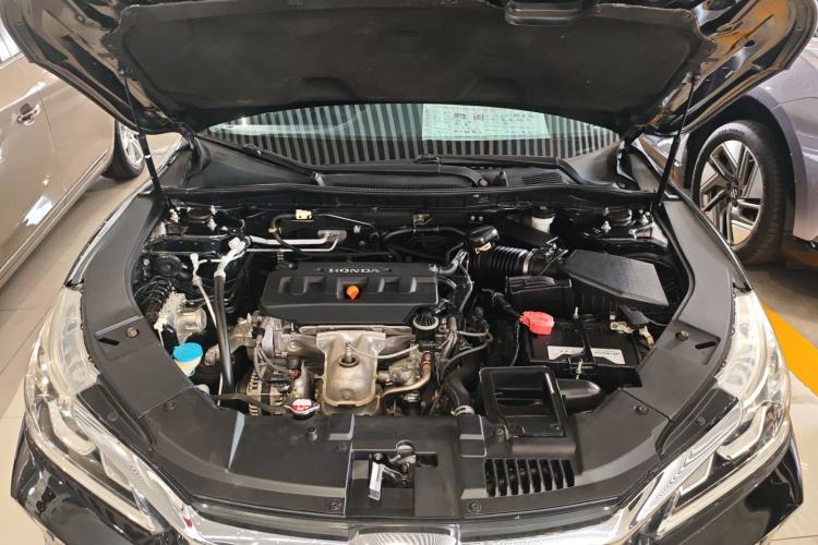 Used Honda Accord 2016 2.0L Comfort Edition Engine Bay