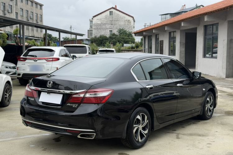 Used Honda Accord 2016 2.0L Comfort Edition Exterior 1