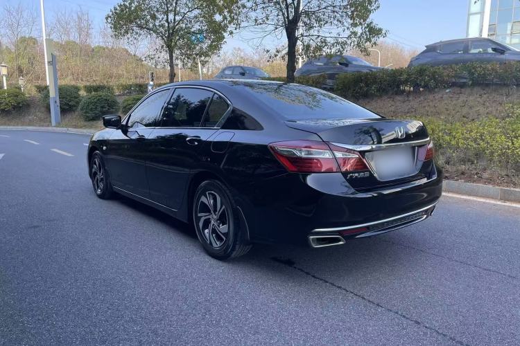 Used Honda Accord 2016 2.0L Comfort Edition Exterior 10