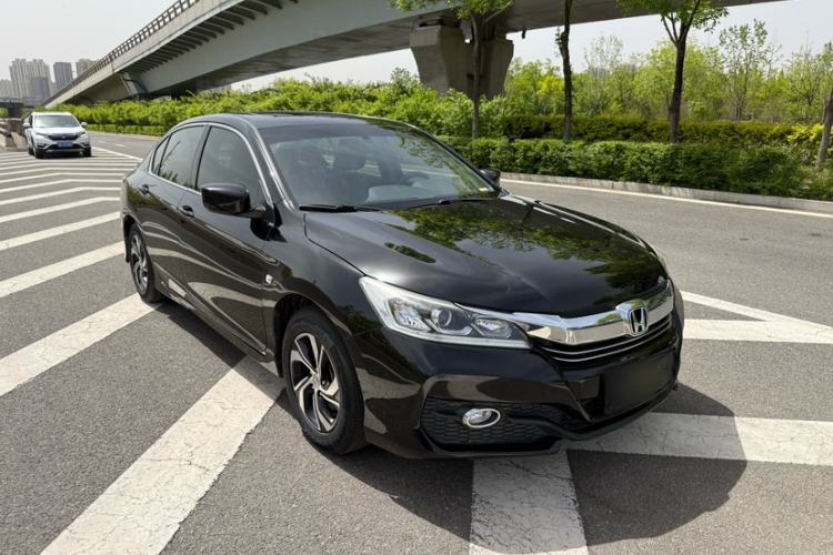 Used Honda Accord 2016 2.0L Comfort Edition Exterior 2