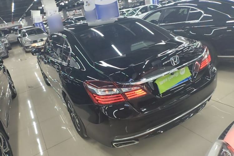 Used Honda Accord 2016 2.0L Comfort Edition Exterior 2