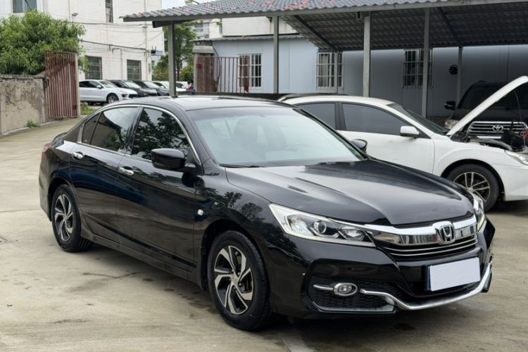 Used Honda Accord 2016 2.0L Comfort Edition Exterior 2