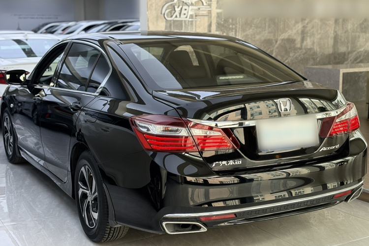 Used Honda Accord 2016 2.0L Comfort Edition Exterior 2