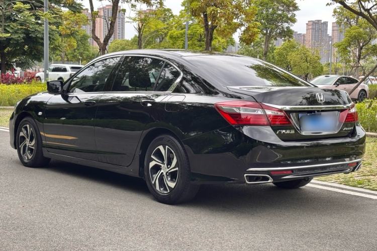 Used Honda Accord 2016 2.0L Elite Edition Exterior 3