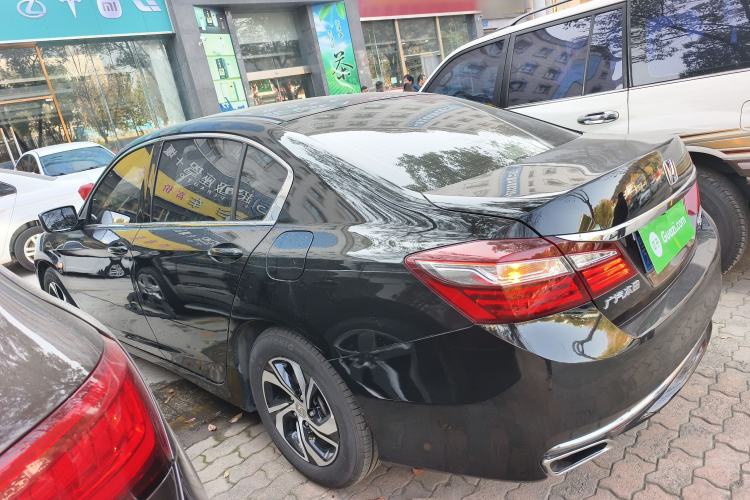 Used Honda Accord 2016 2.0L Comfort Edition Exterior 3