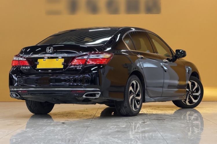 Used Honda Accord 2016 2.4L Comfort Edition Exterior 3
