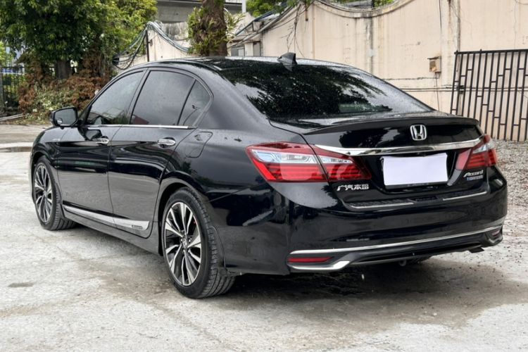 Used Honda Accord 2016 Hybrid 2.0L Rui Ling Edition Exterior 3