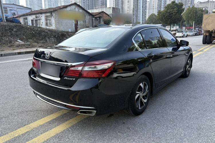 Used Honda Accord 2016 2.0L Comfort Edition Exterior 3