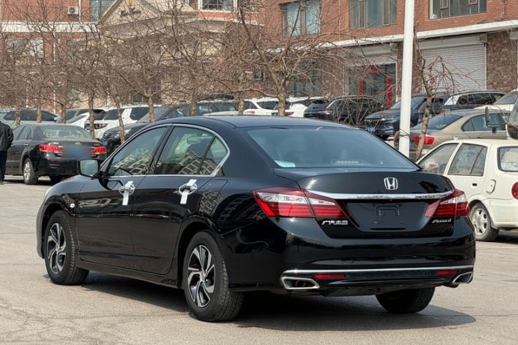 Used Honda Accord 2016 2.0L Elite Edition Exterior 3
