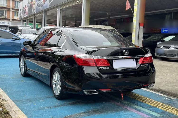 Used Honda Accord 2016 2.4L EX New Year Limited Edition Special Package Exterior 3