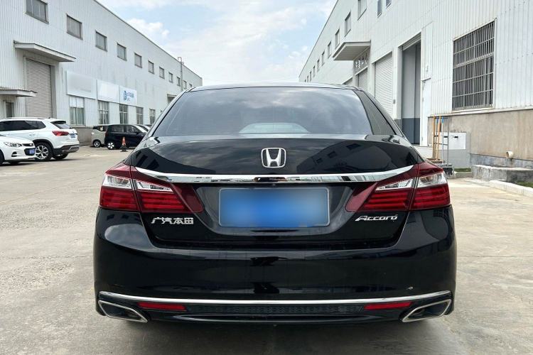 Used Honda Accord 2016 2.0L Comfort Edition Exterior 4