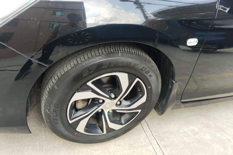 Used Honda Accord 2016 2.0L Elite Edition Exterior 4