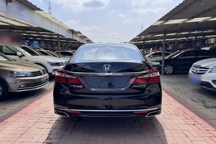 Used Honda Accord 2016 2.0L Elite Edition Exterior 4