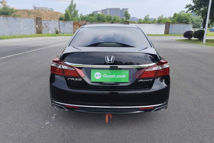 Used Honda Accord 2016 2.0L Comfort Edition Exterior 4